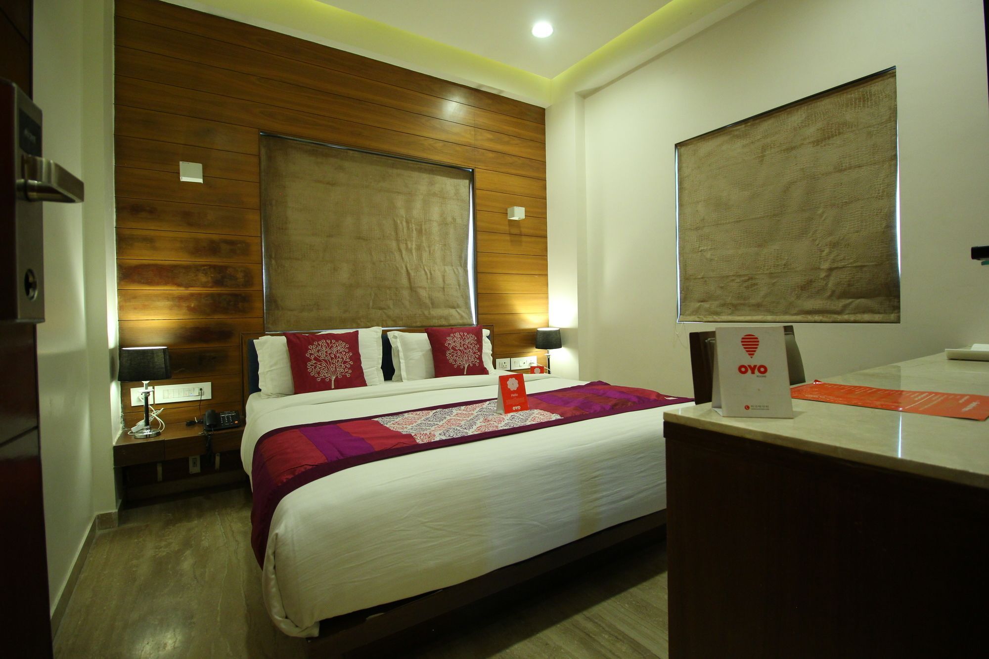 Oyo 8992 Hotel Kyra أحمد أباد المظهر الخارجي الصورة