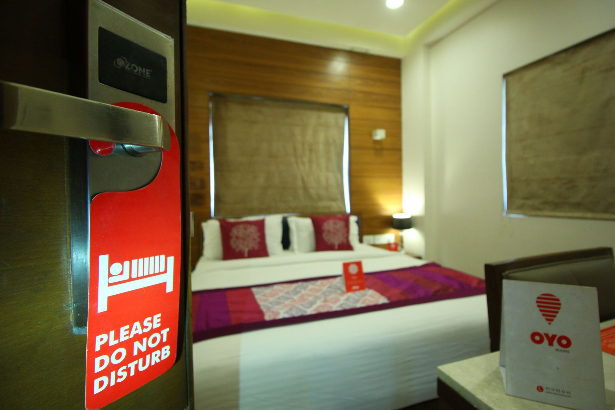 Oyo 8992 Hotel Kyra أحمد أباد المظهر الخارجي الصورة